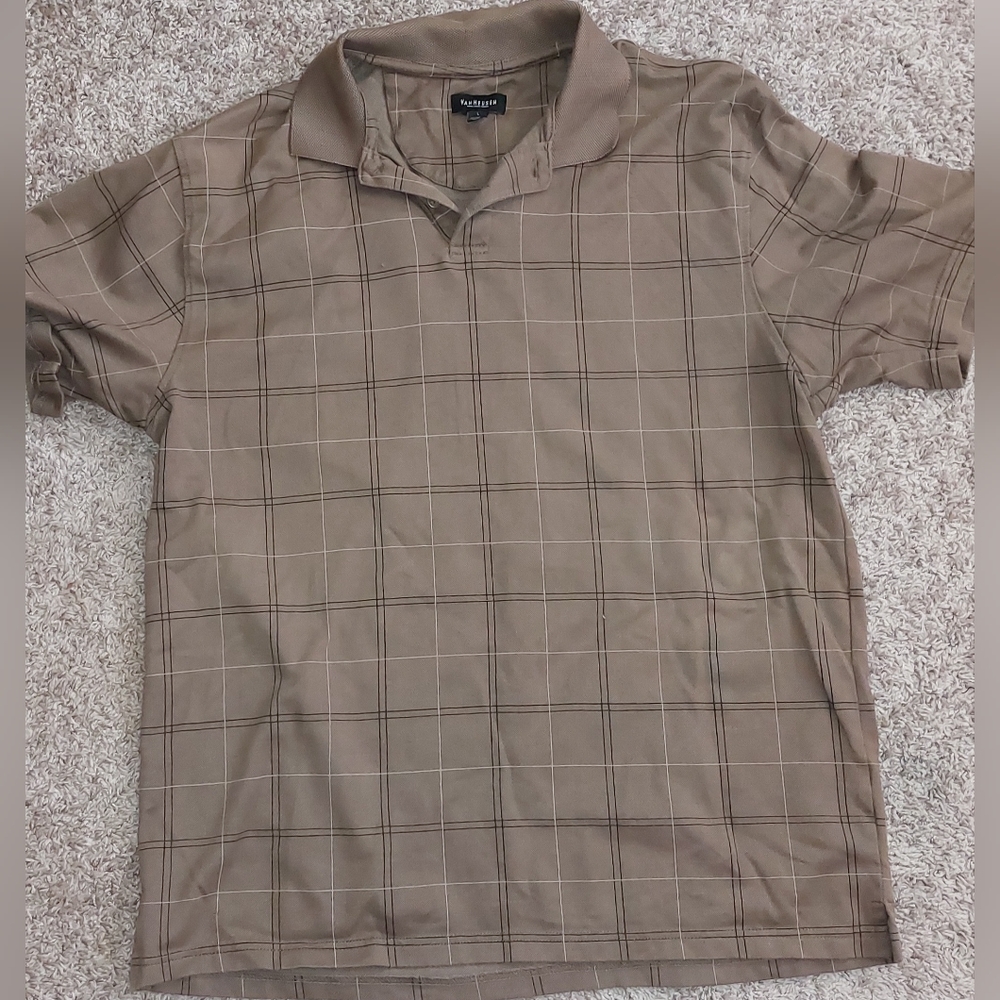 Short sleeved golf shirt